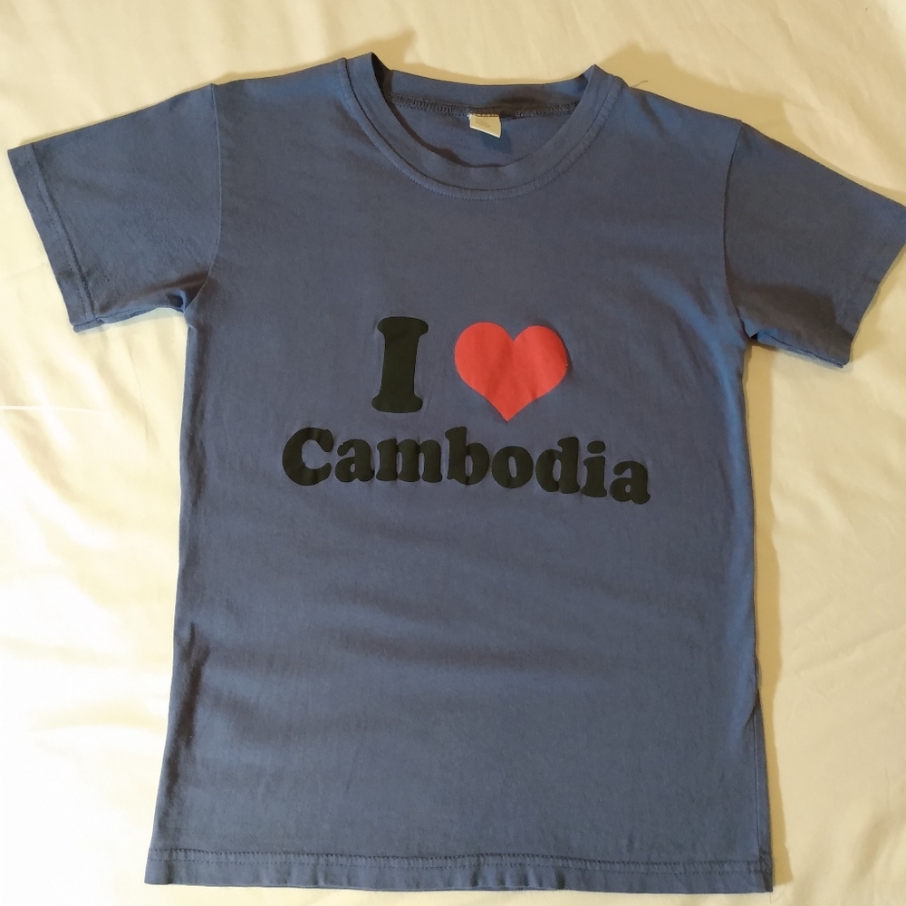 T-shirt vacation I love Cambodia size small